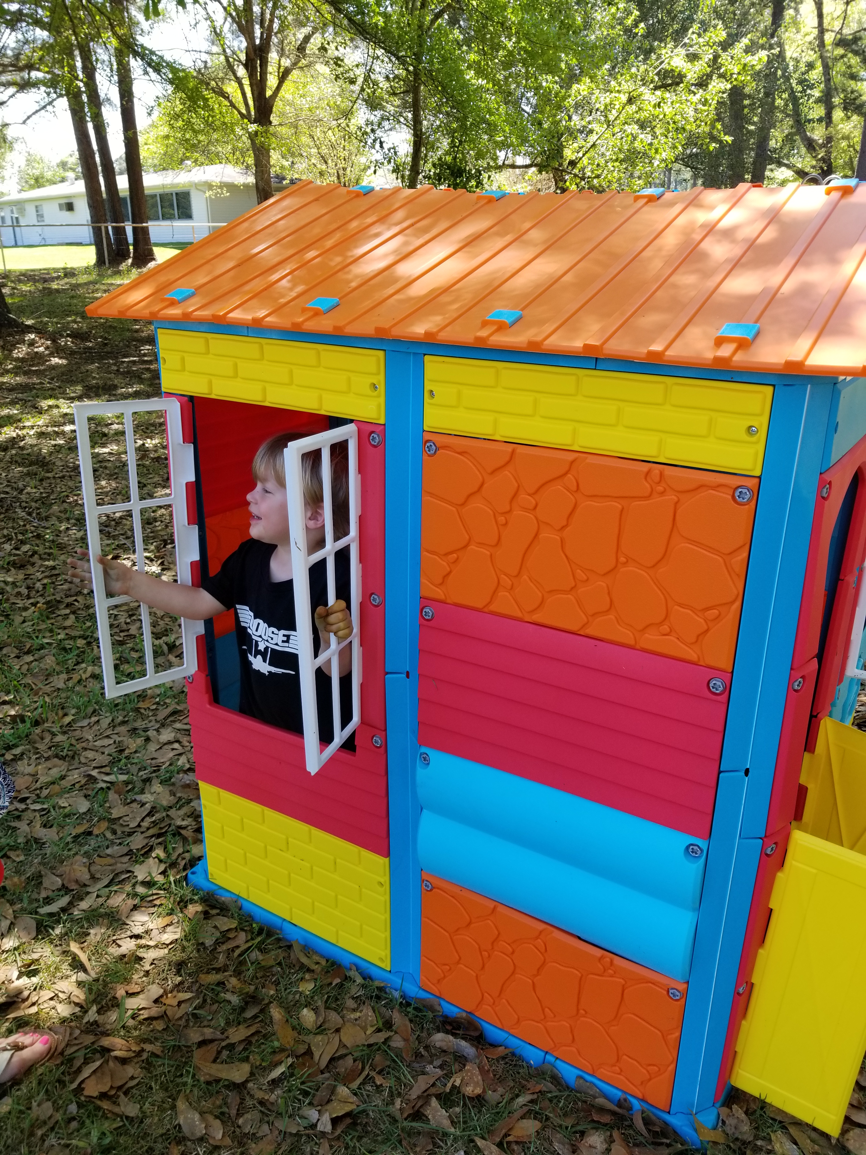 little tikes build your own house