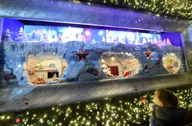 NYC Holiday Windows 2019: 'Believe in the Wonder' at Macy's Herald